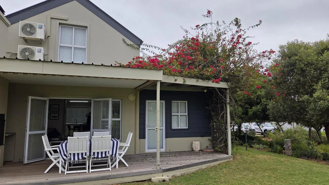 3 Bedroom Townhouse for sale in Silwerstrand Golf And River Estate