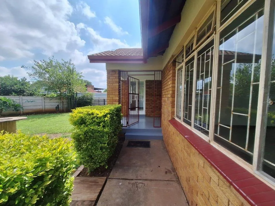3 Bedroom House to rent in Montana Tuine