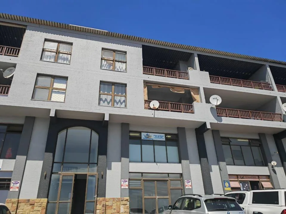 2 Bedroom Apartment / flat for sale in Voorbaai