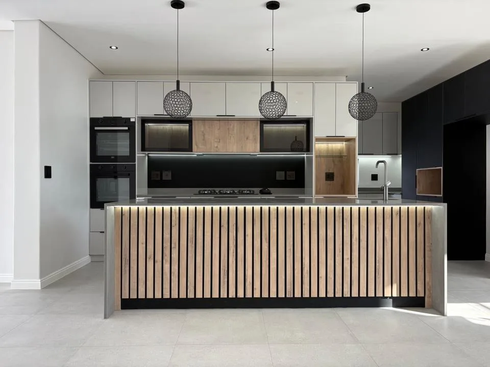 4 Bedroom House for sale in Sandown