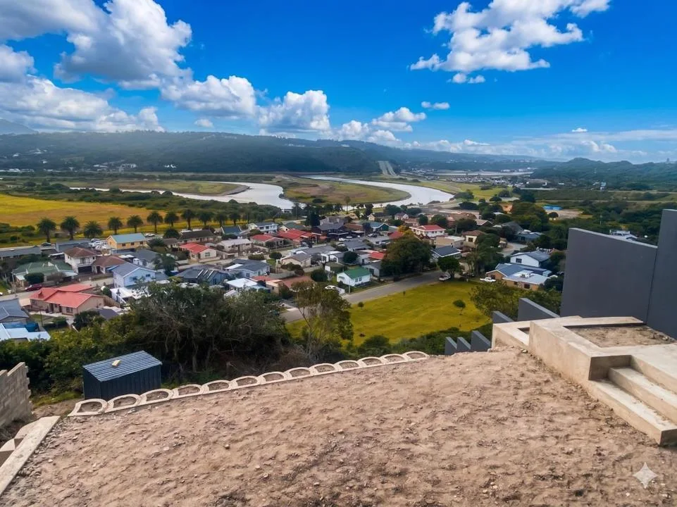 3 Bedroom House for sale in Bergsig