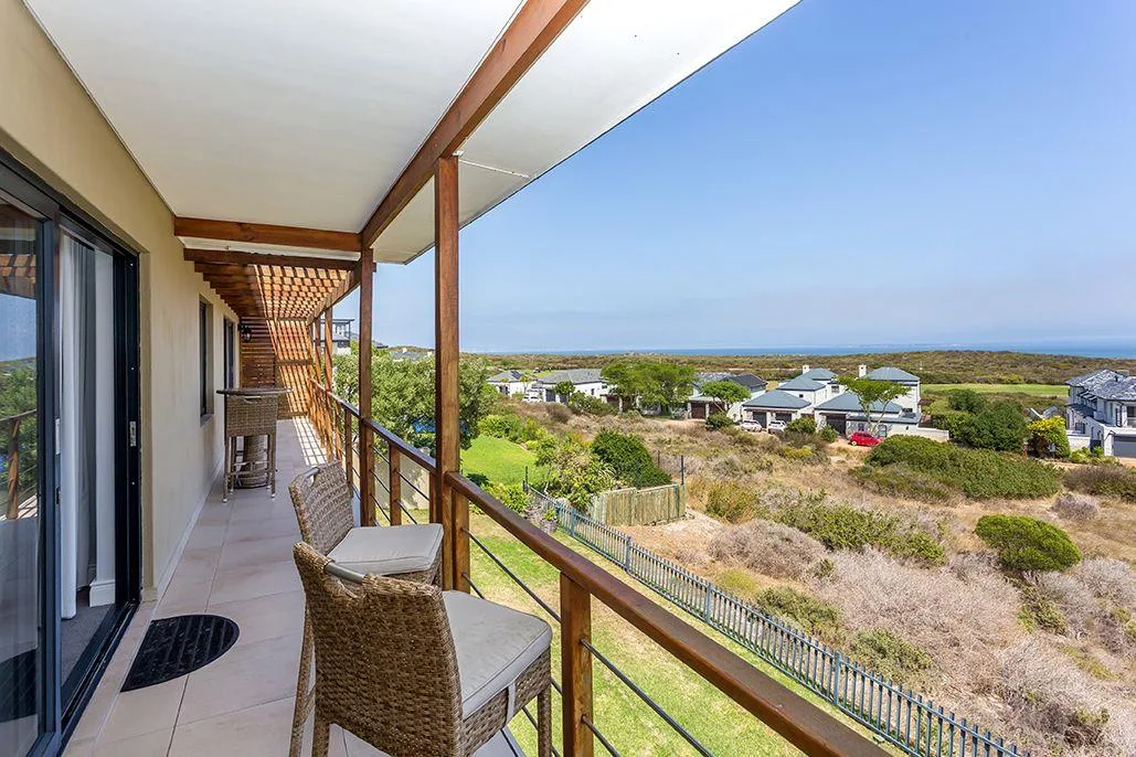 5 Bedroom House for sale in Atlantic Beach Golf Estate
