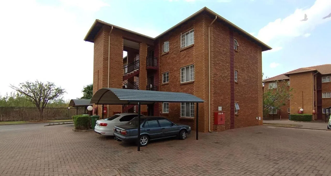 2 Bedroom Apartment / flat to rent in Annlin-Wes