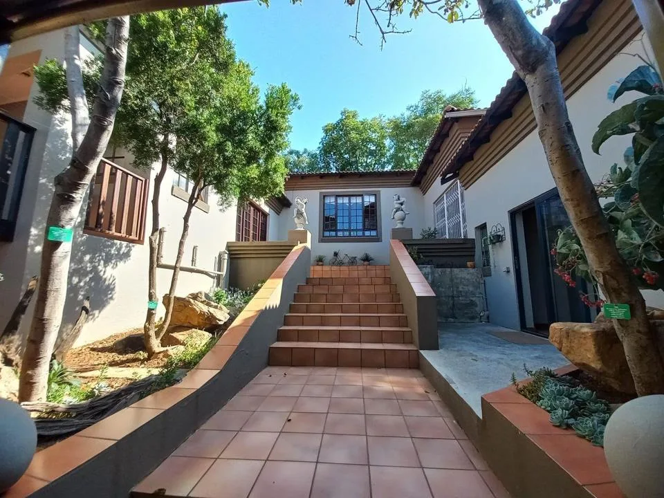 4 Bedroom House for sale in Cashan
