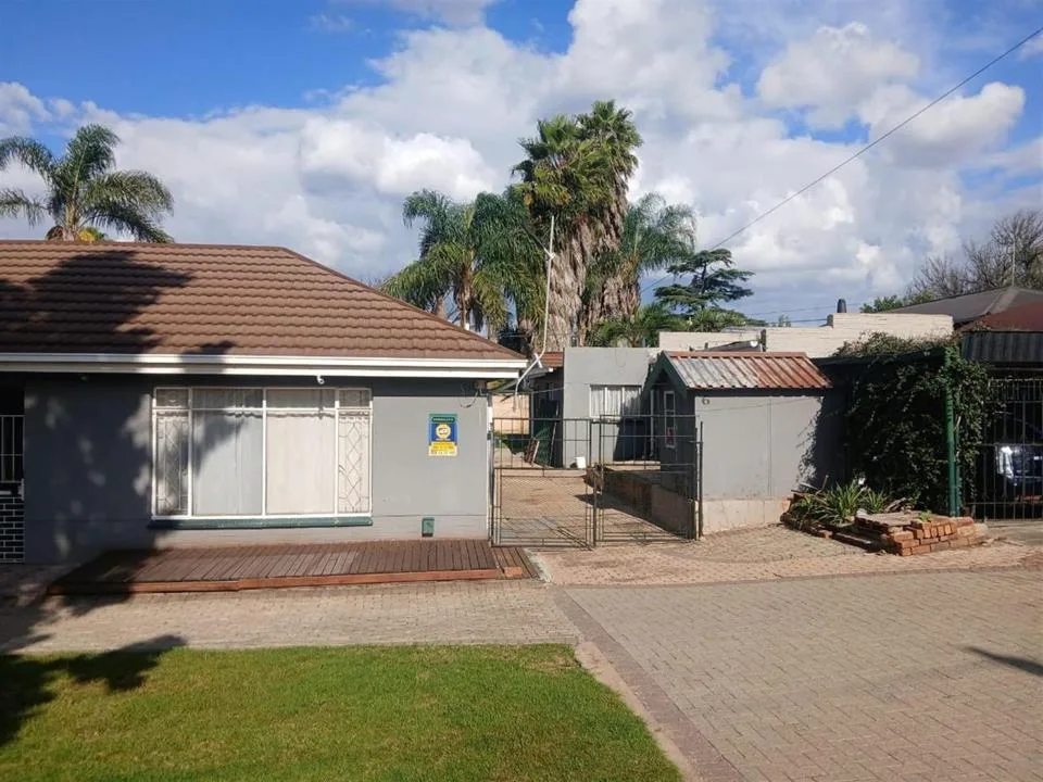 1 Bedroom House to rent in Hamberg