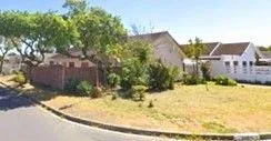 3 Bedroom House for sale in Belhar