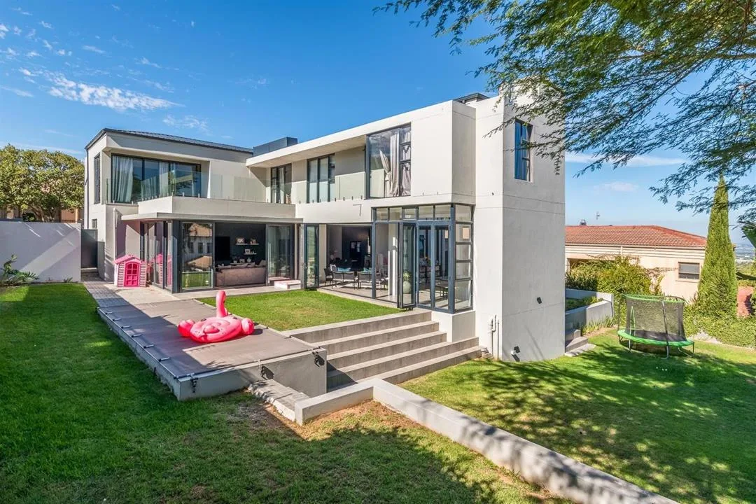 4 Bedroom House for sale in Van Riebeeckshof