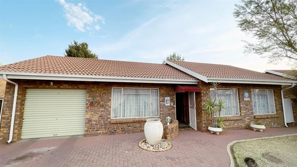 2 Bedroom House to rent in Visagie Park