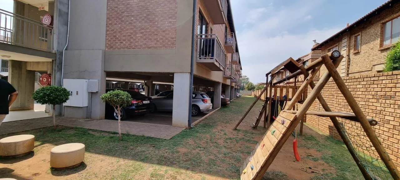 2 Bedroom Apartment / flat to rent in Pretoria North