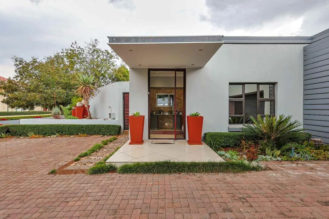 4 Bedroom House to rent in Silver Lakes Golf Estate