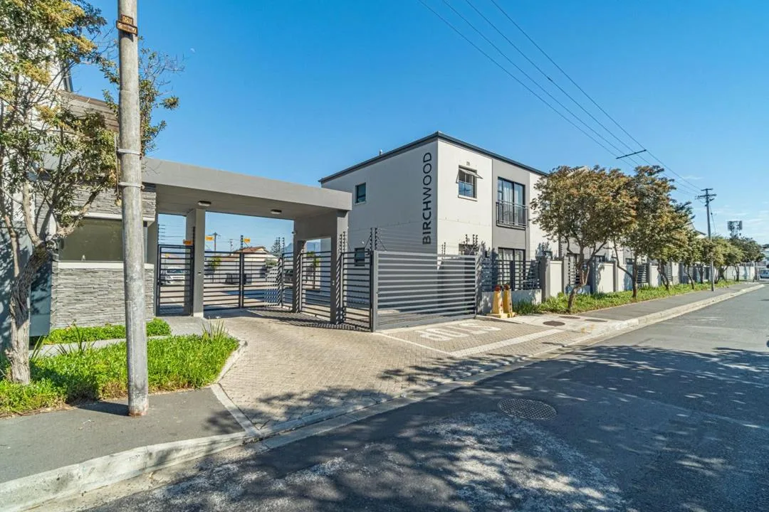 2 Bedroom Apartment / flat for sale in Wetton