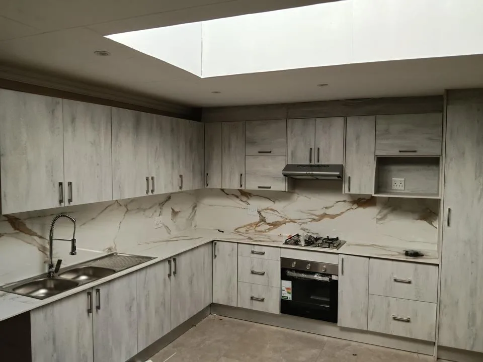 3 Bedroom Apartment / flat to rent in Lakefield