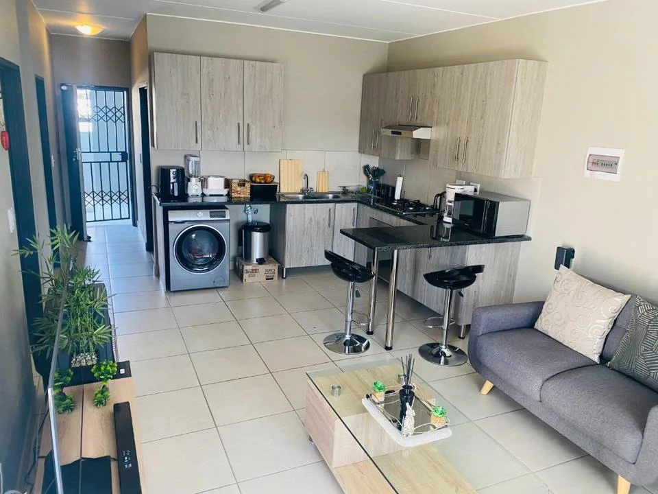 2 Bedroom Apartment / flat to rent in Glen Austin AH