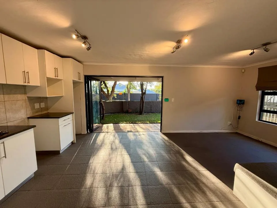 1 Bedroom Apartment / flat to rent in Rosebank