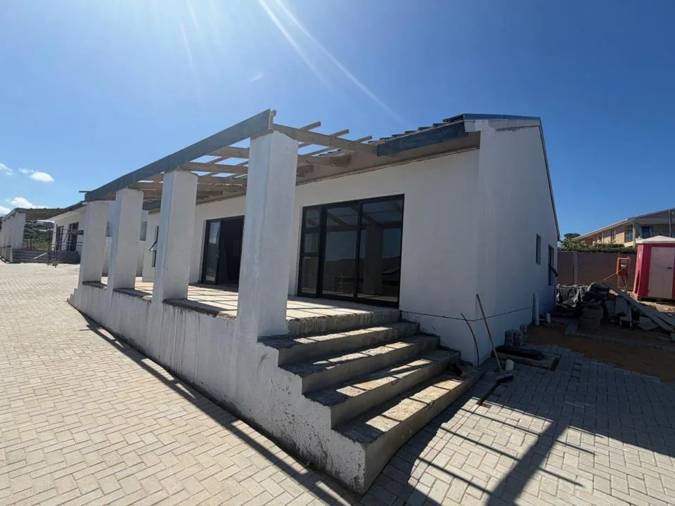 3 Bedroom House for sale in Dana Bay