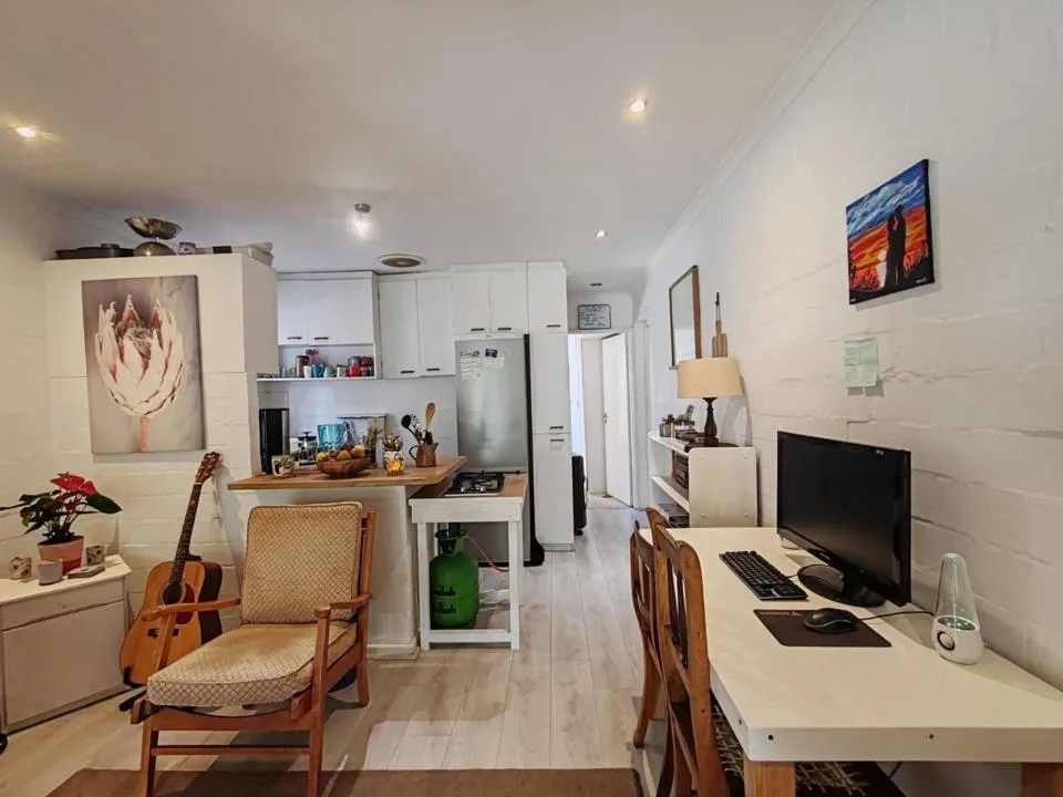 1 Bedroom Apartment / flat to rent in Capri