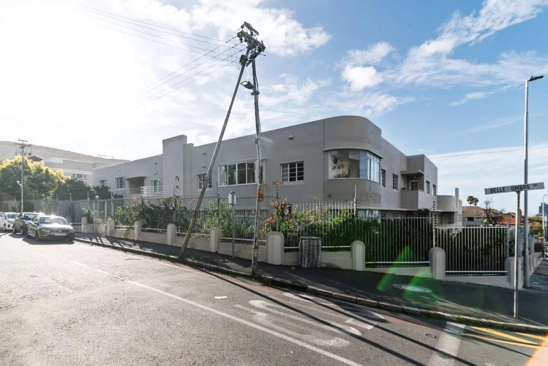 2 Bedroom Apartment / flat to rent in Tamboerskloof