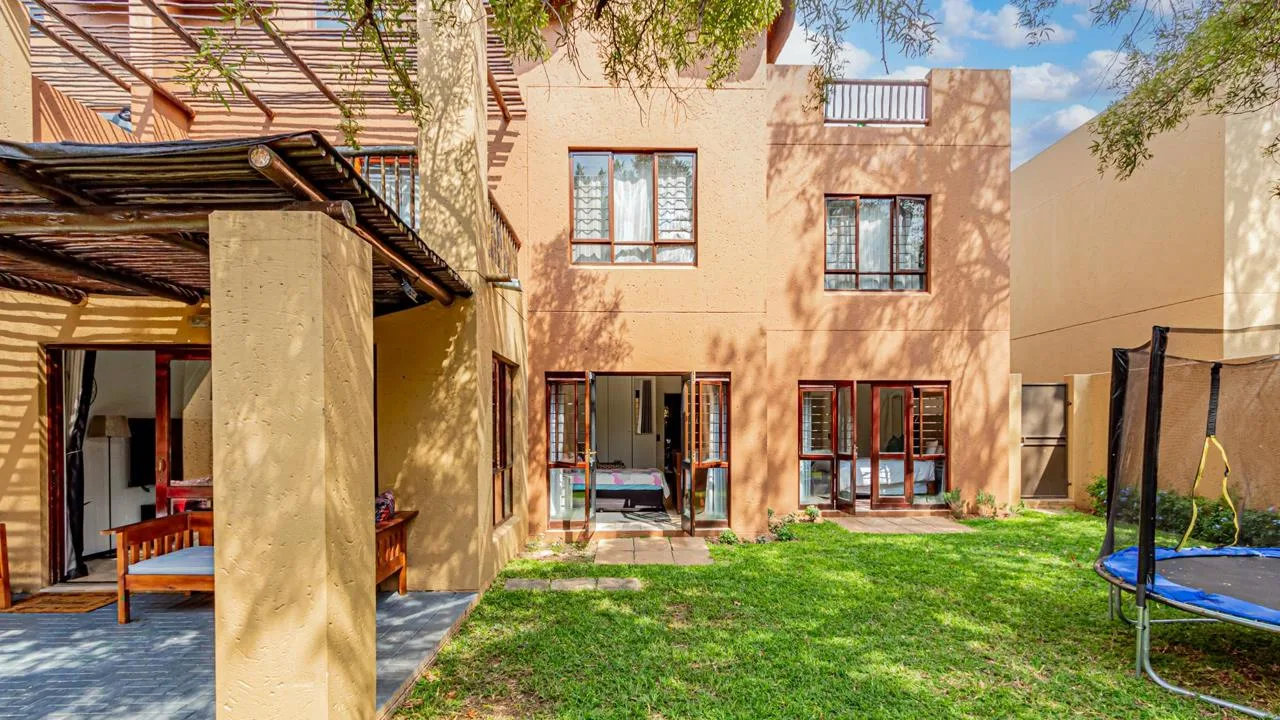 2 Bedroom Apartment / flat to rent in Lonehill