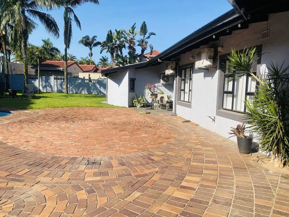 4 Bedroom House to rent in Umhlanga Central