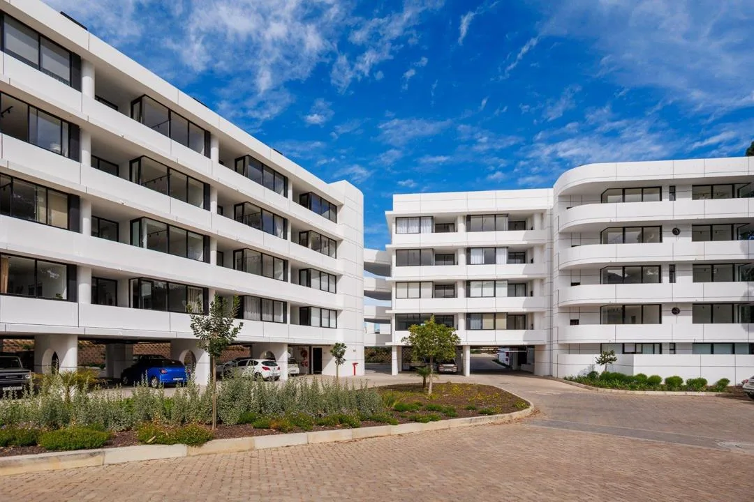 2 Bedroom Apartment / flat for sale in Heather Park