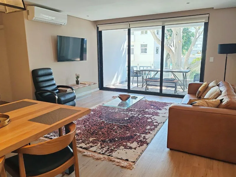 2 Bedroom Apartment / flat to rent in Sea Point