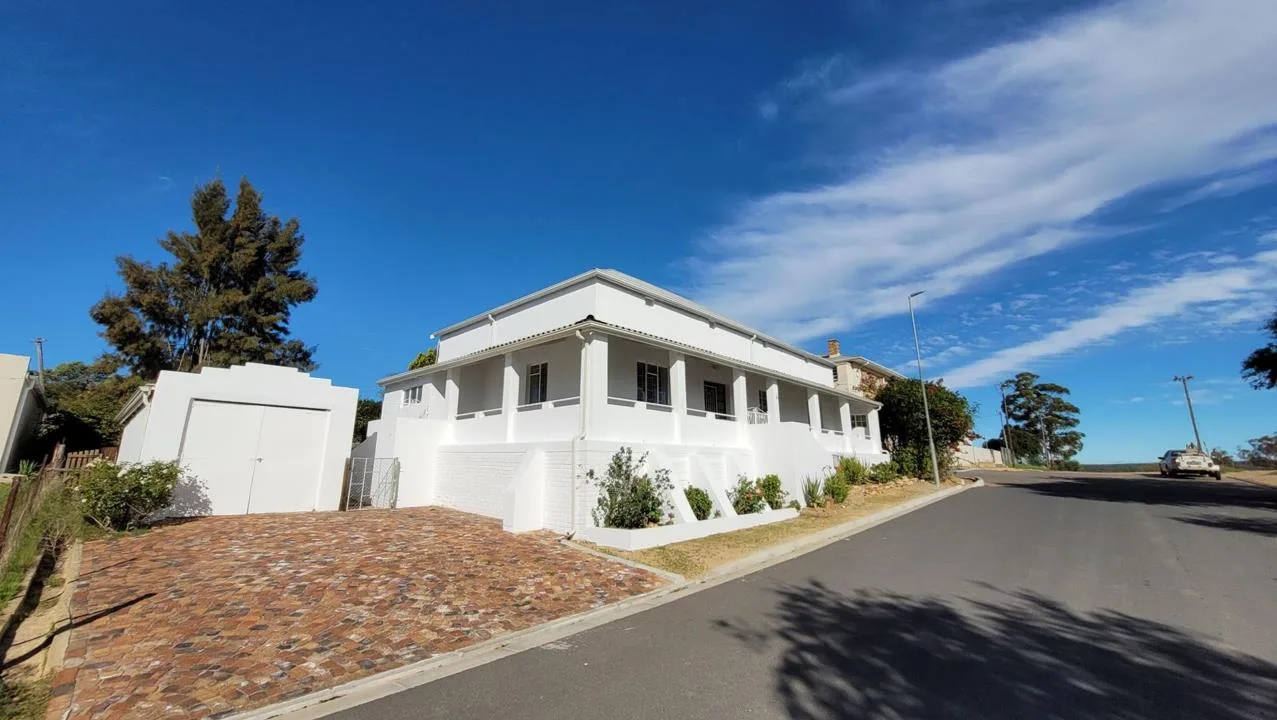 3 Bedroom House for sale in Hopefield