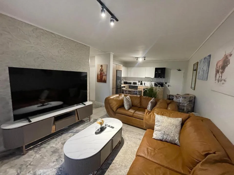 2 Bedroom Apartment / flat to rent in Mooikloof
