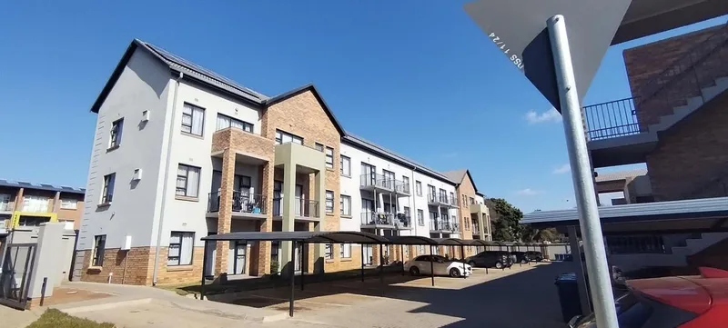 2 Bedroom Apartment / flat to rent in Montana