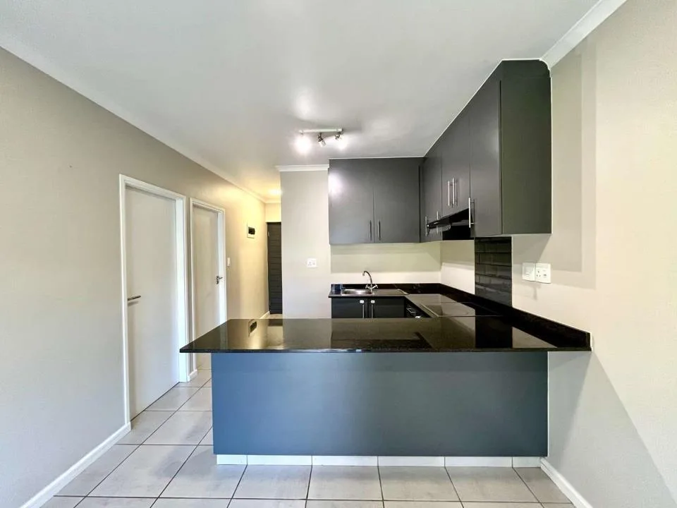 2 Bedroom Apartment / flat to rent in Waterfall
