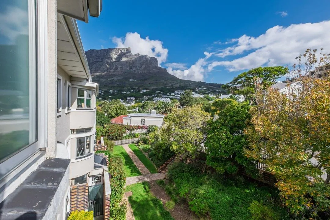 2 Bedroom Apartment / flat for sale in Gardens