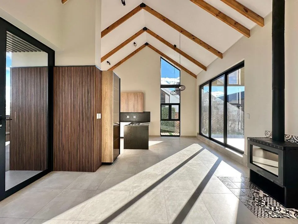 3 Bedroom House for sale in Helderzicht Eco Estate