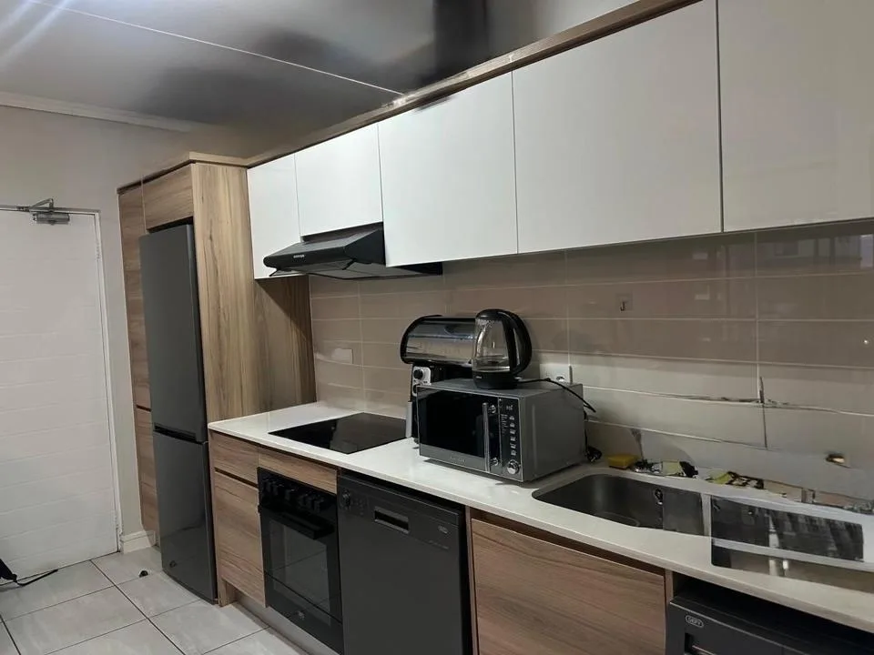 1 Bedroom Apartment / flat to rent in Waterfall