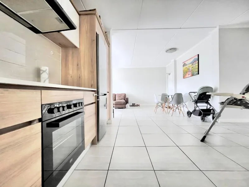 3 Bedroom Apartment / flat to rent in Waterfall