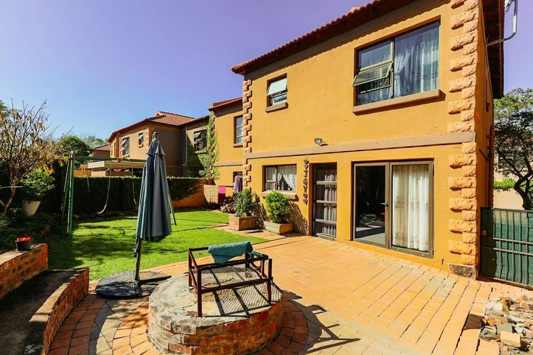 3 Bedroom Townhouse for sale in Birdwood Estate