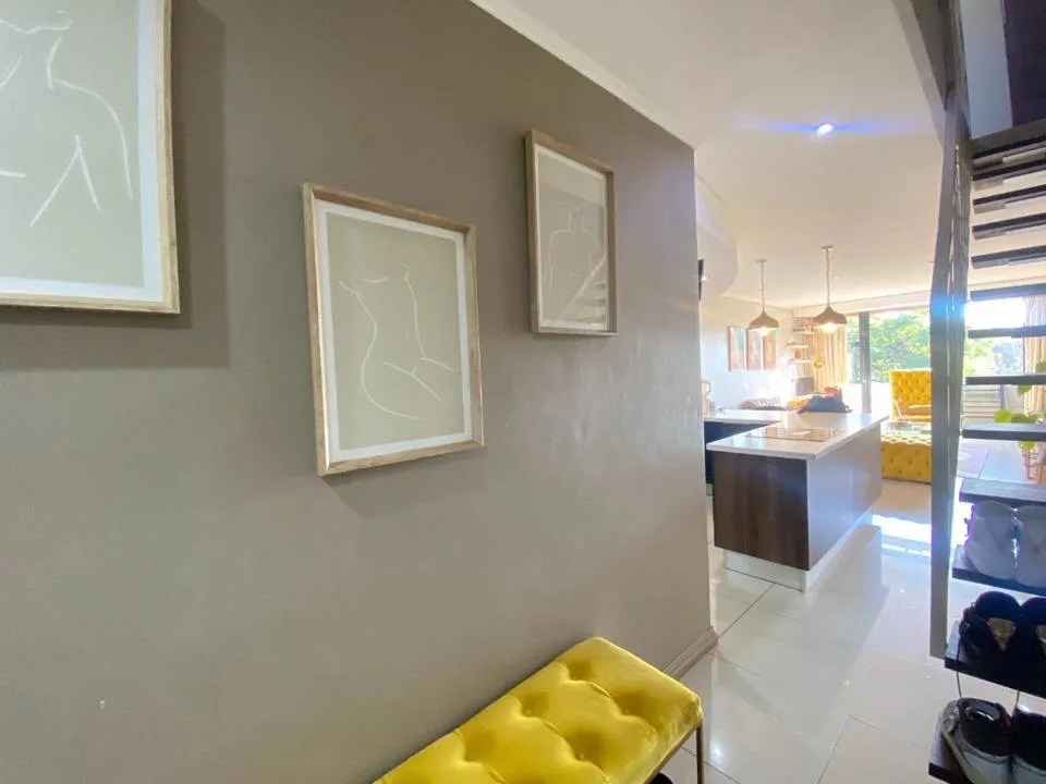 2 Bedroom Apartment / flat to rent in Menlo Park