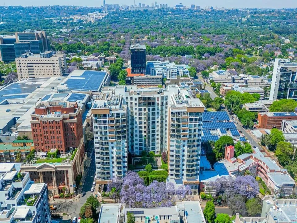 2 Bedroom Apartment / flat to rent in Rosebank