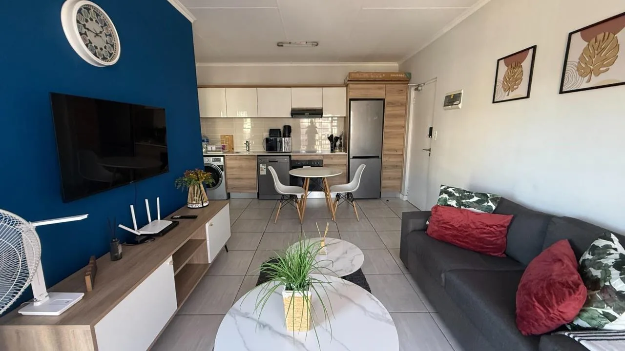 1 Bedroom Apartment / flat to rent in Waterfall