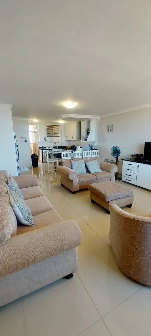 2 Bedroom Apartment / flat to rent in North Beach