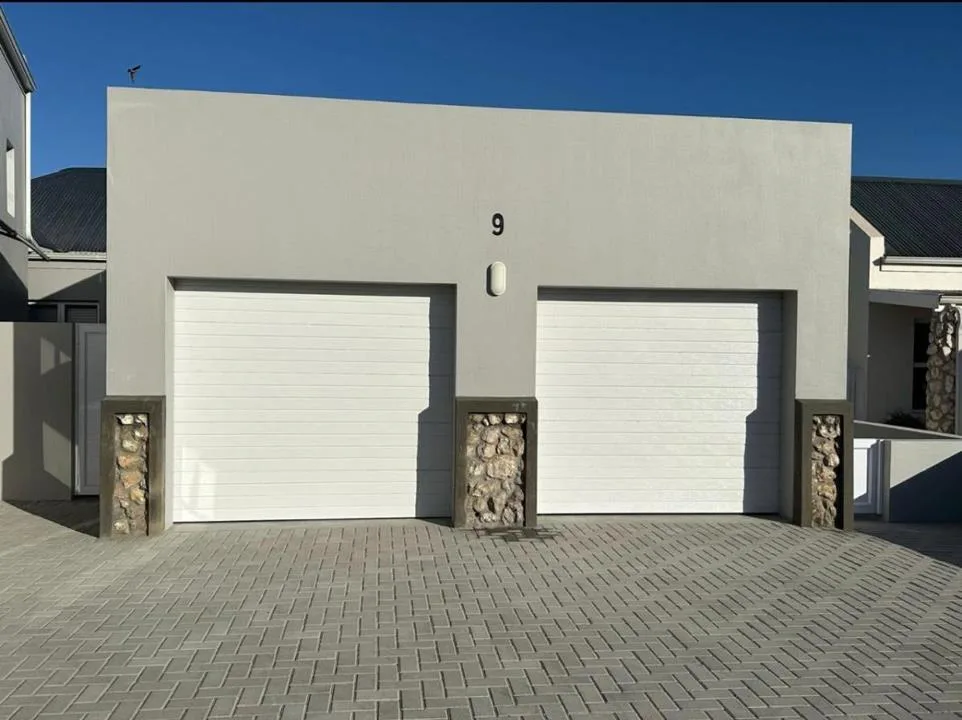 4 Bedroom House to rent in Laguna Sands