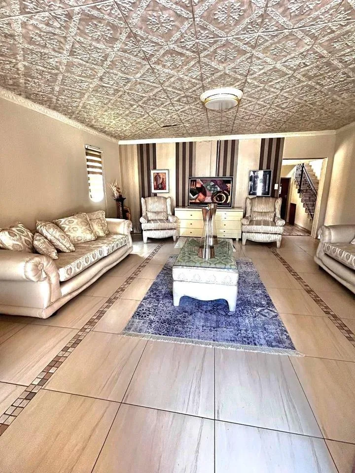 4 Bedroom House to rent in Noordwyk