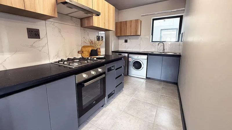 3 Bedroom Apartment / flat to rent in Helderfontein Estate