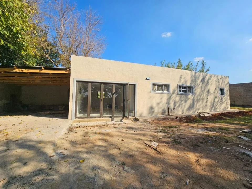 2 Bedroom House to rent in Monavoni