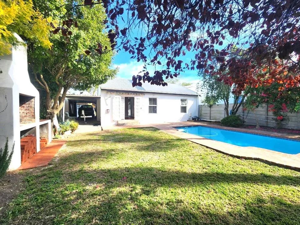 2 Bedroom House to rent in Durbanville Central