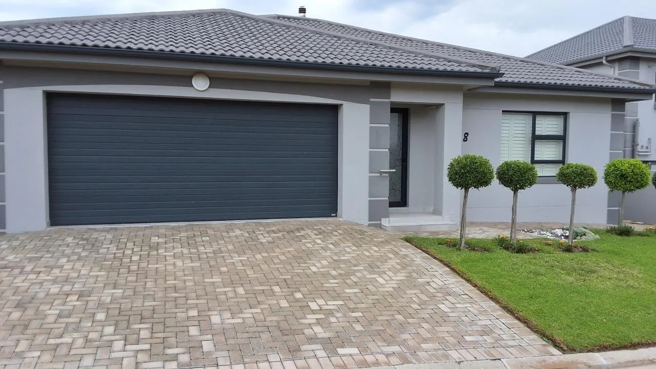 3 Bedroom House for sale in Tergniet