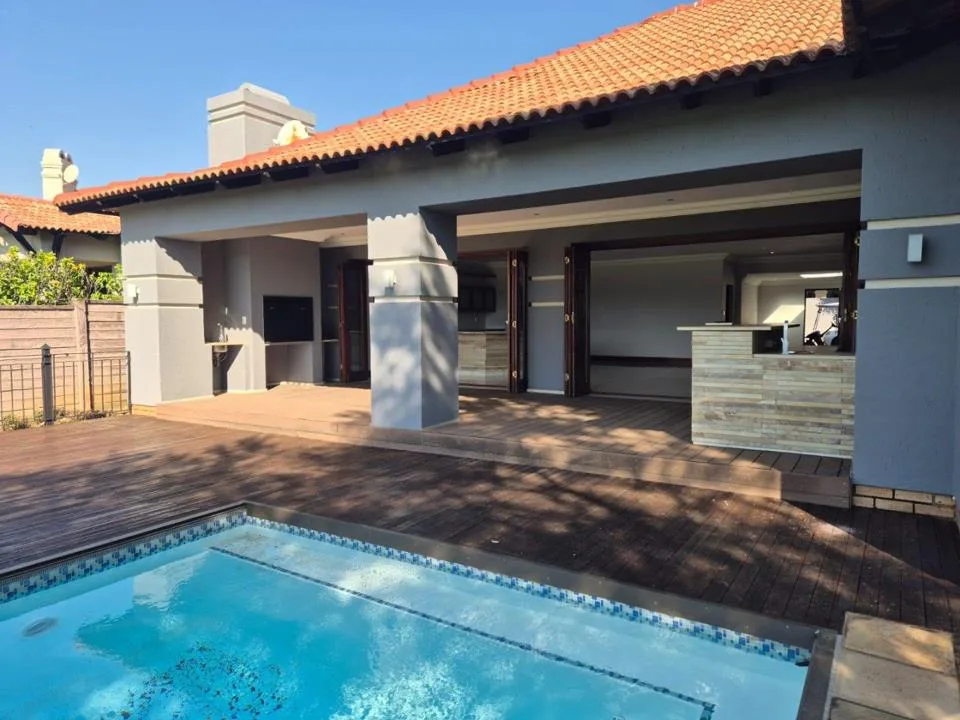 4 Bedroom House for sale in Pecanwood Estate