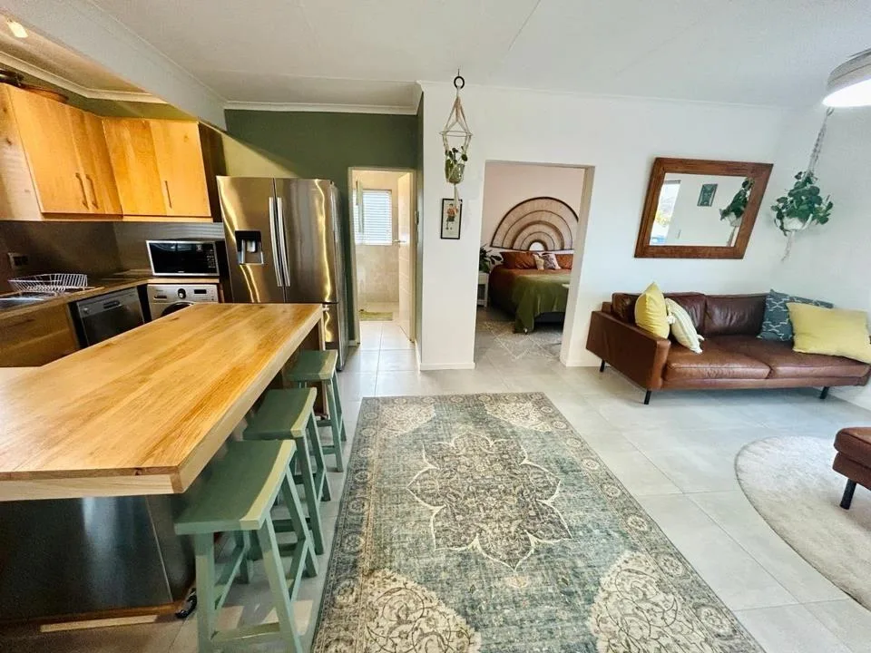 1 Bedroom Apartment / flat to rent in West Beach