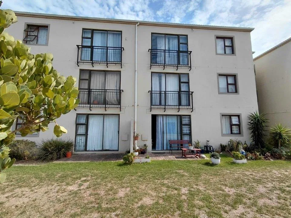 2 Bedroom Apartment / flat to rent in Guldenland