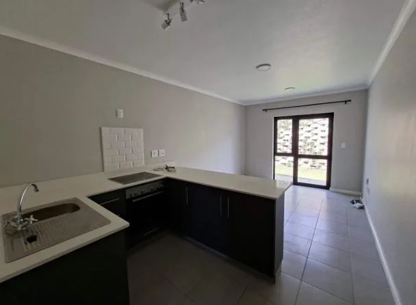 2 Bedroom Apartment / flat to rent in Waterfall