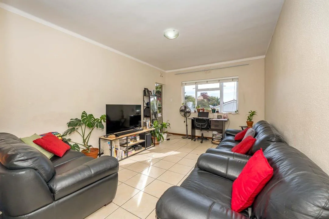 2 Bedroom Apartment / flat to rent in Rosebank