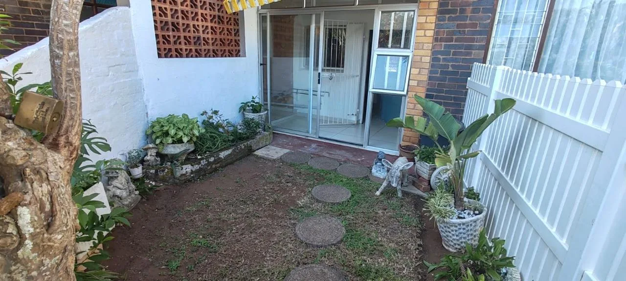 2 Bedroom Apartment / flat to rent in Amanzimtoti